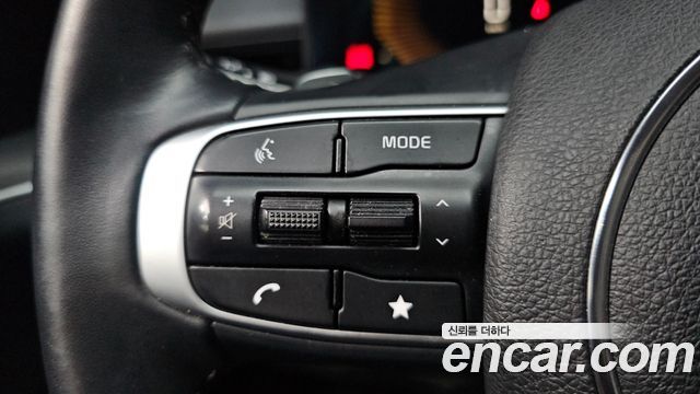 Kia K5 2025 — photo 28