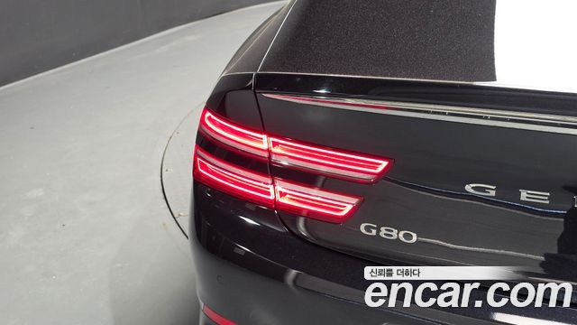 Genesis G80 2021 — photo 9