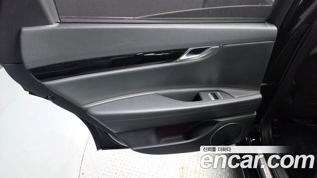 Genesis G80 2021 — photo 15