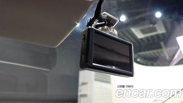 Genesis G80 2021 — photo 32