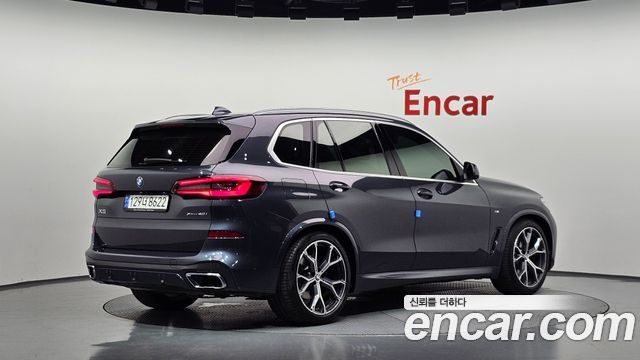 BMW X5 2022 — photo 2