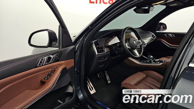 BMW X5 2022 — photo 13