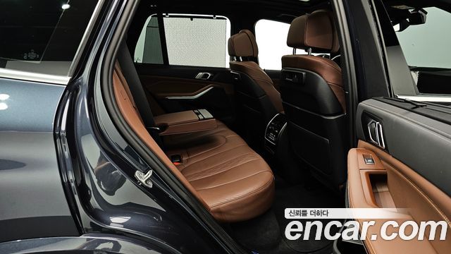 BMW X5 2022 — photo 18