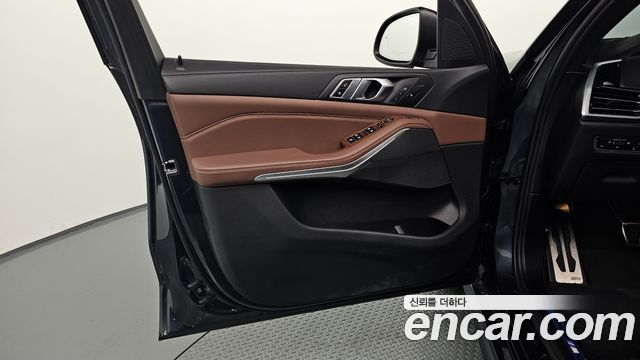 BMW X5 2022 — photo 14