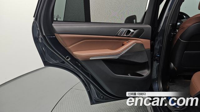 BMW X5 2022 — photo 15