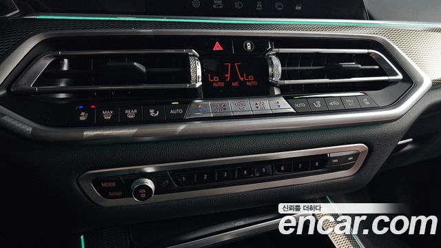 BMW X5 2022 — photo 34