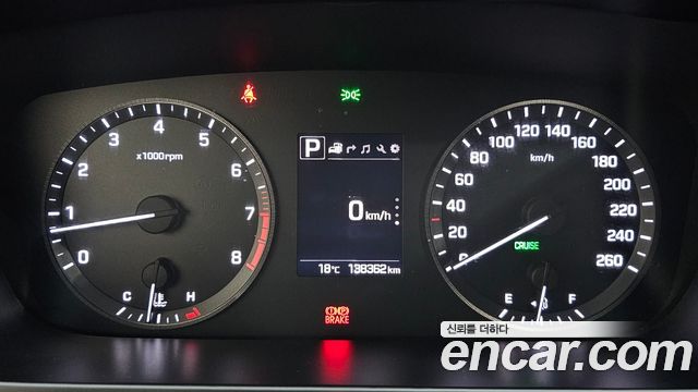 Hyundai Sonata 2016 — photo 11