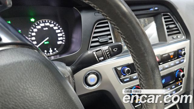 Hyundai Sonata 2016 — photo 24