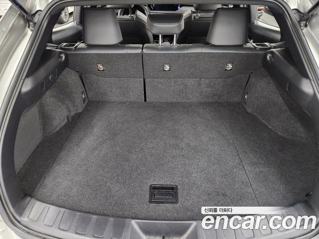 Lexus UX 2021 — photo 9