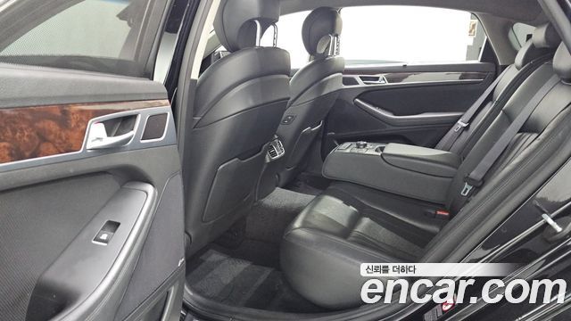 Hyundai Genesis 2016 — photo 17