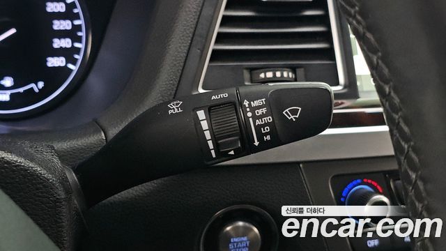 Hyundai Genesis 2016 — photo 31