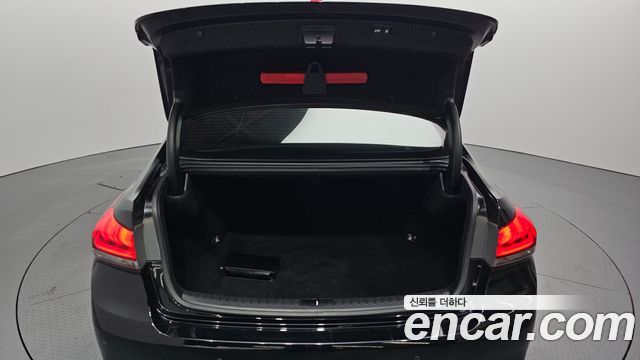 Hyundai Genesis 2016 — photo 36