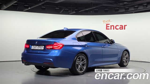 BMW 3-Series 2018 — photo 2