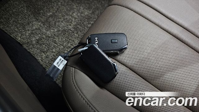 Kia K8 2023 — photo 38