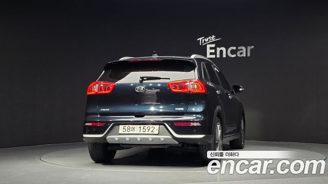 Kia Niro 2018 — photo 4