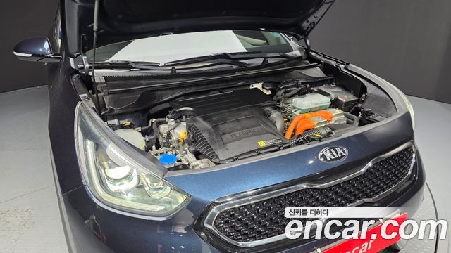 Kia Niro 2018 — photo 6