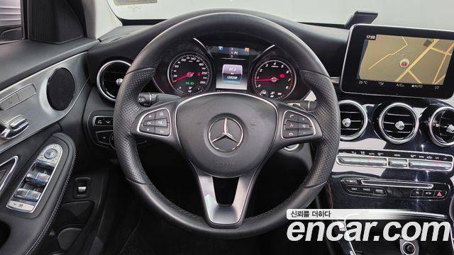Mercedes-Benz C-Class 2016 — photo 13