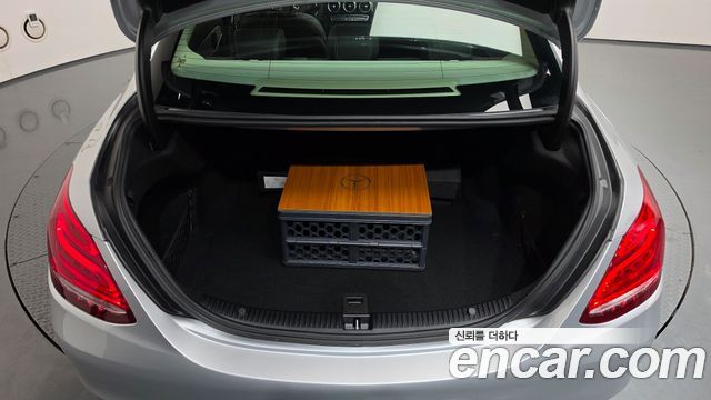 Mercedes-Benz C-Class 2016 — photo 20