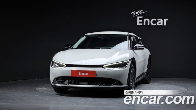 Kia EV6 2023 — photo 1