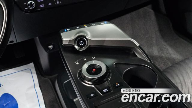 Kia EV6 2023 — photo 8