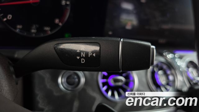 Mercedes-Benz CLS-Class 2019 — photo 12