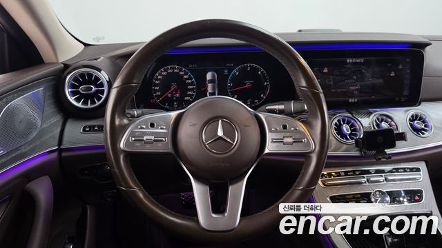 Mercedes-Benz CLS-Class 2019 — photo 19