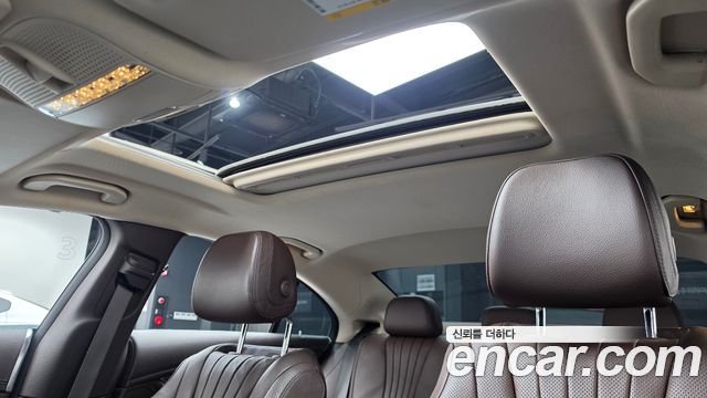 Mercedes-Benz CLS-Class 2019 — photo 21