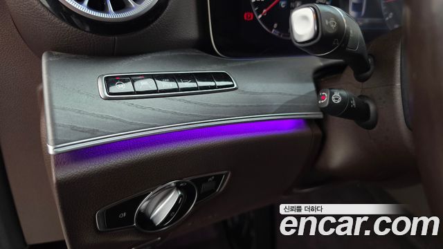 Mercedes-Benz CLS-Class 2019 — photo 26