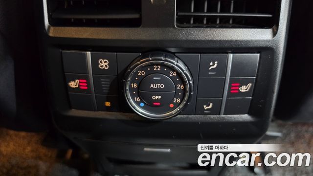 Mercedes-Benz GLE-Class 2018 — photo 19
