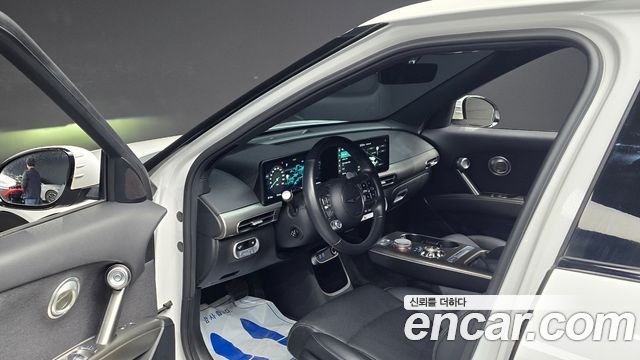 Genesis GV60 2022 — photo 10