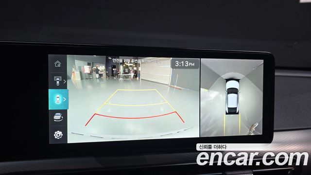 Genesis GV60 2022 — photo 13