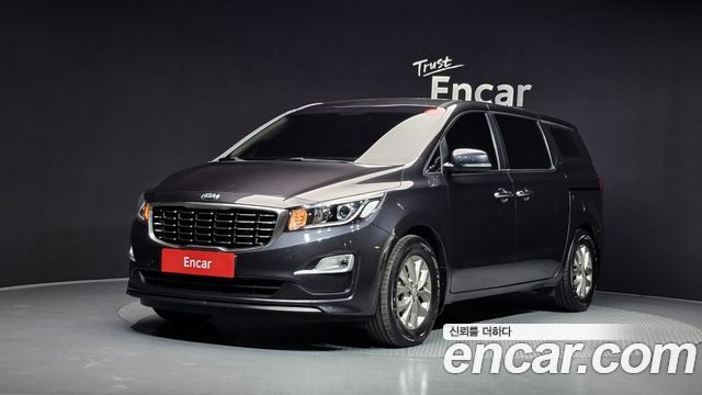 Kia Canival 2019 — photo 1