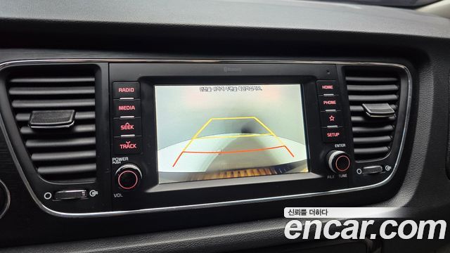 Kia Canival 2019 — photo 21