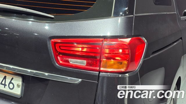 Kia Canival 2019 — photo 9