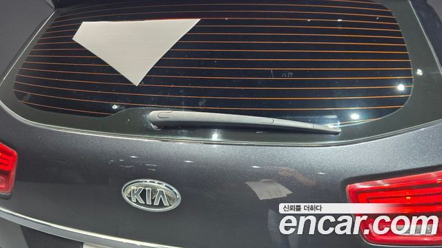 Kia Canival 2019 — photo 29
