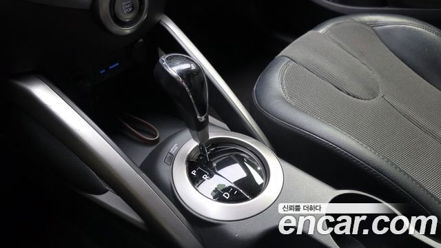 Hyundai Veloster 2012 — photo 12