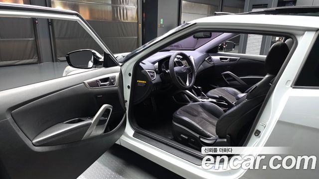 Hyundai Veloster 2012 — photo 13