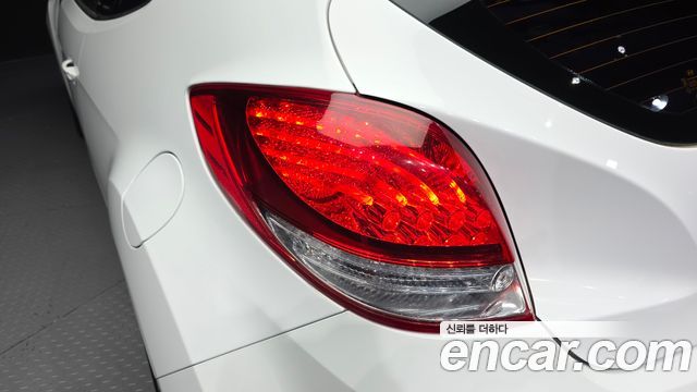 Hyundai Veloster 2012 — photo 9
