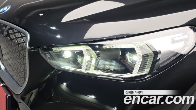 BMW iX1 2024 — photo 8