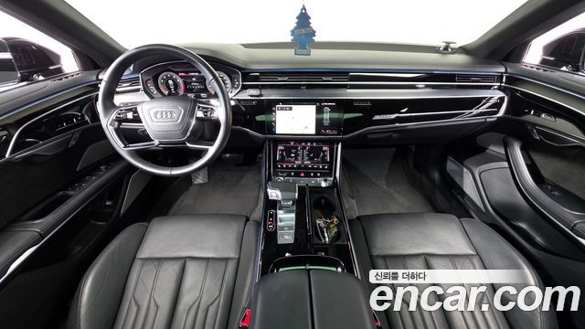 Audi A8 2021 — photo 10