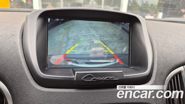 Hyundai Genesis 2011 — photo 11