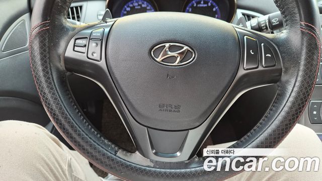 Hyundai Genesis 2011 — photo 15