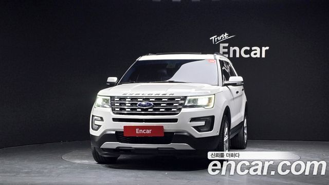 Ford Explorer 2017 — photo 3