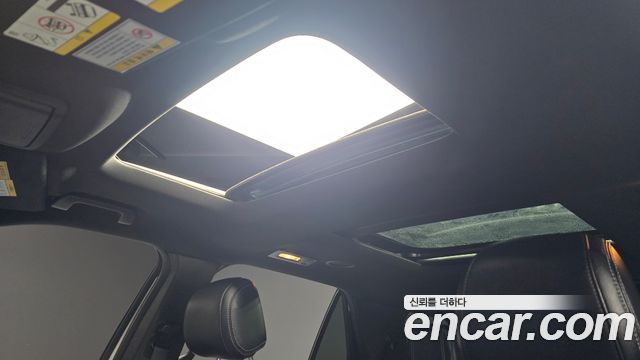 Ford Explorer 2017 — photo 17