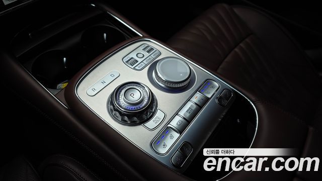 Genesis G90 2025 — photo 12