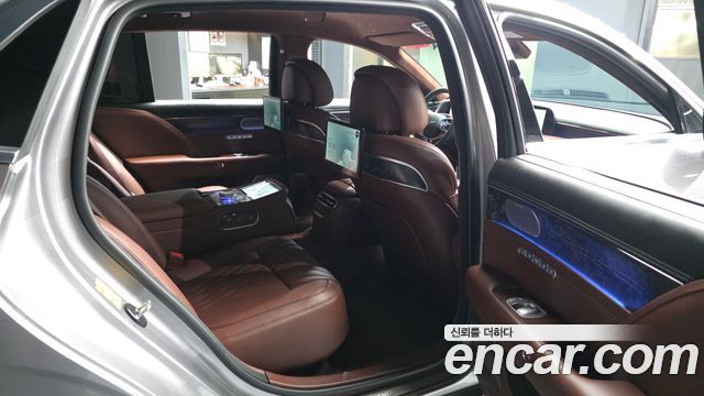 Genesis G90 2025 — photo 18