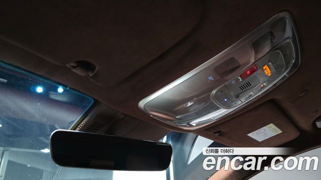 Genesis G90 2025 — photo 28