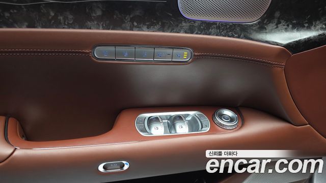 Genesis G90 2025 — photo 31