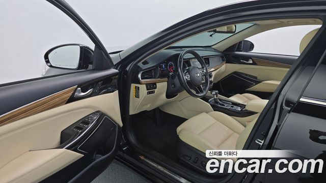 Kia K7 2016 — photo 10