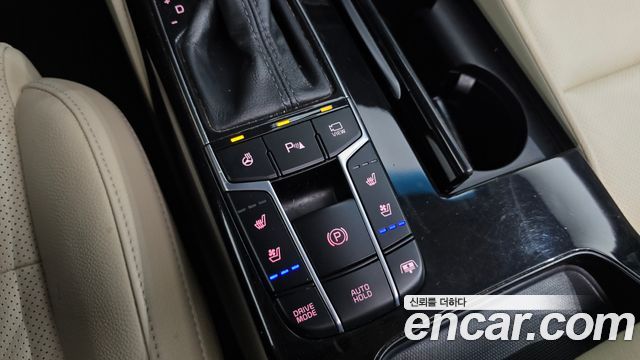 Kia K7 2016 — photo 20